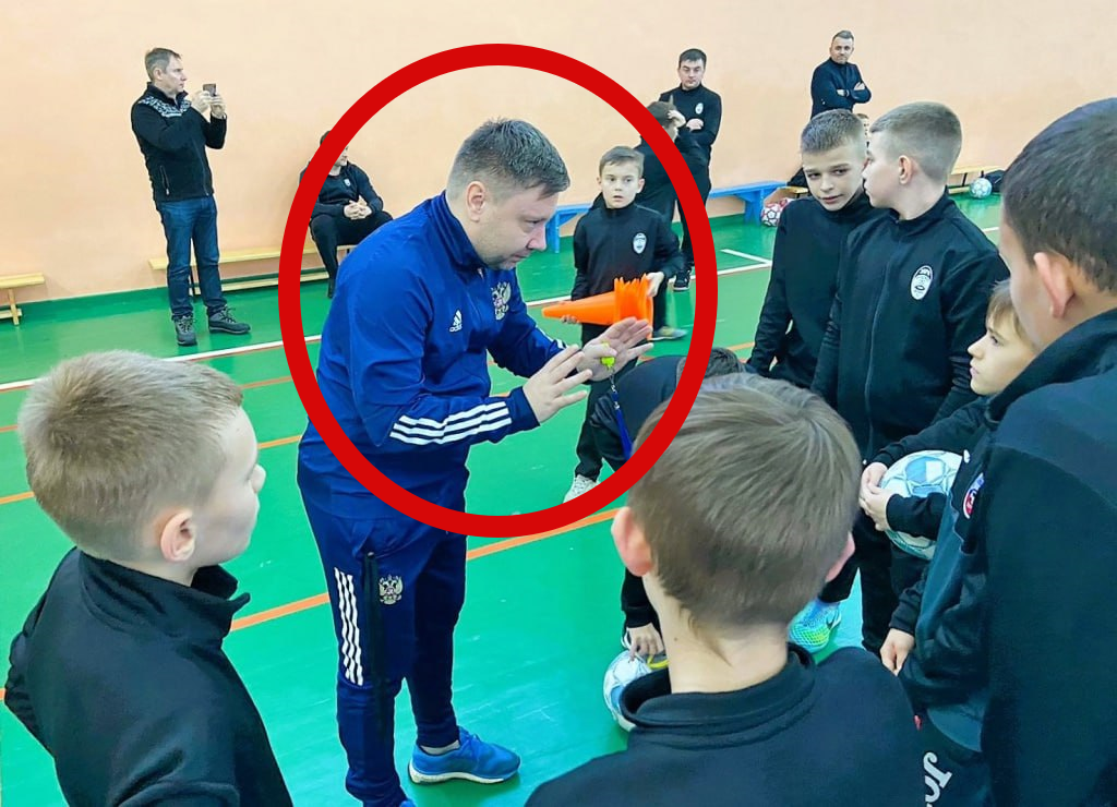 Костянтин Маєвський сприяв російській пропаганді війни в Україні, відвідував тимчасово окуповані території України із порушенням чинного законодавства